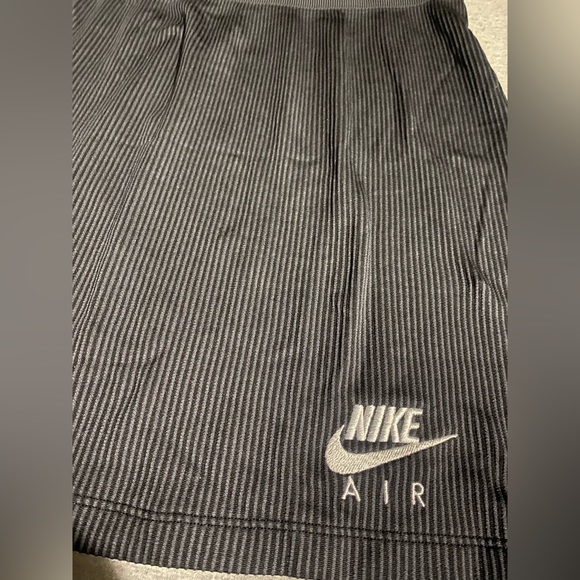 Nike Air Tight skirt, size L, Black - Picture 2 of 7